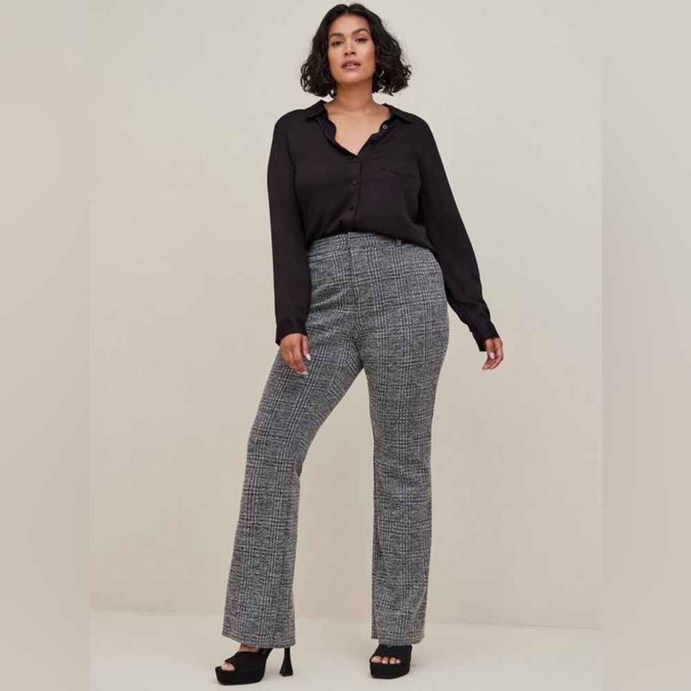 NWT Comfort Flex Waistband Trouser Boot  Double Knit High-Rise Pant  20 Torrid